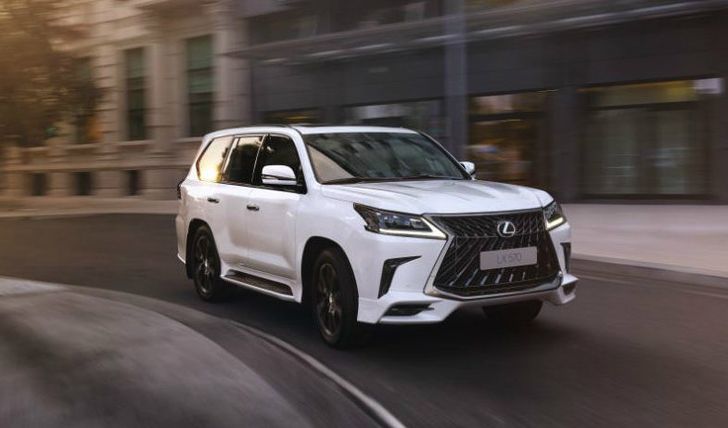 Lexus LX 570 Black Vision