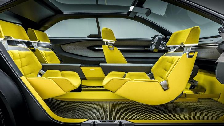 Интерьер Renault Morphoz