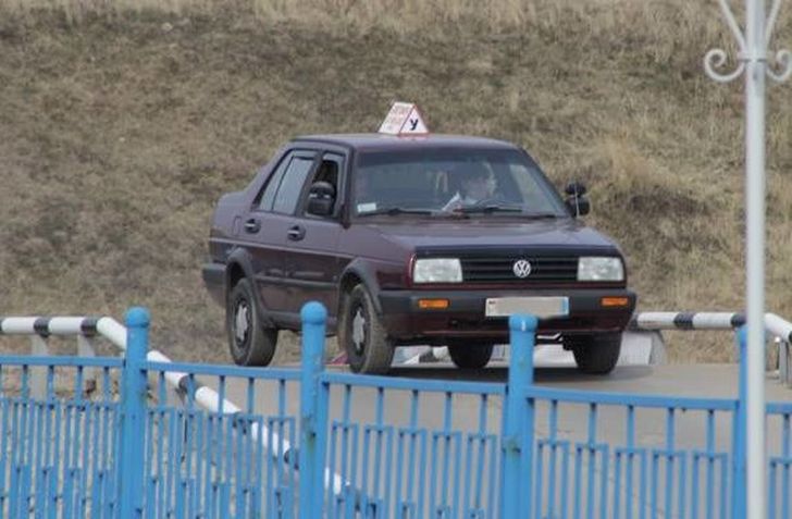 ГИБДД ограничила прием экзаменов на водительские права