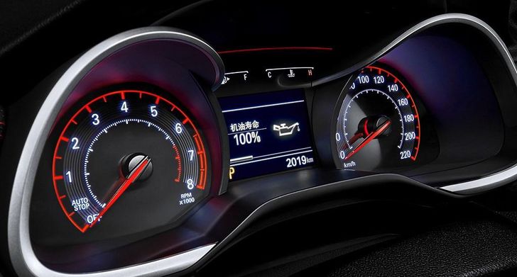 Интерьер Chevrolet Monza