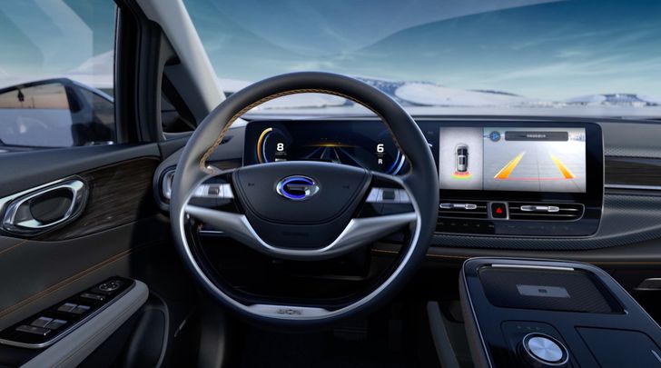 Интерьер GAC Aion V