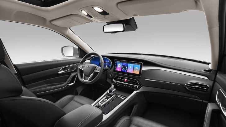 Интерьер JAC X7