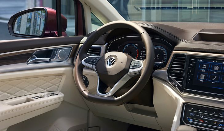 Интерьер Volkswagen Viloran