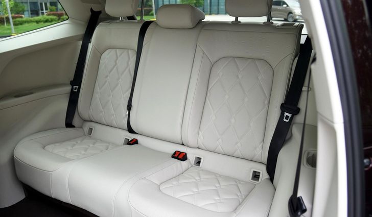 Интерьер Volkswagen Viloran