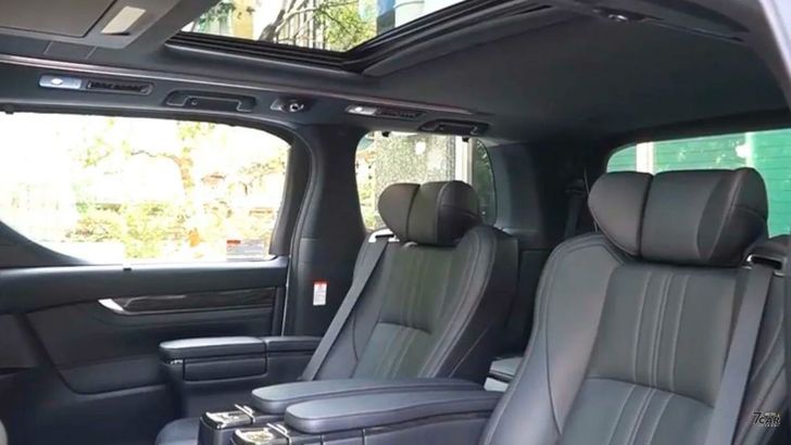 Интерьер Lexus LM