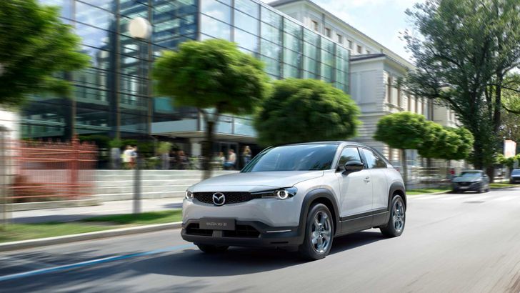 Кроссовер Mazda MX-30 может получить роторный мотор