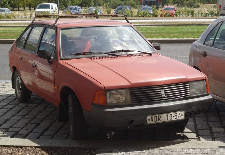 Появились фото французской версии «Москвич-2141»