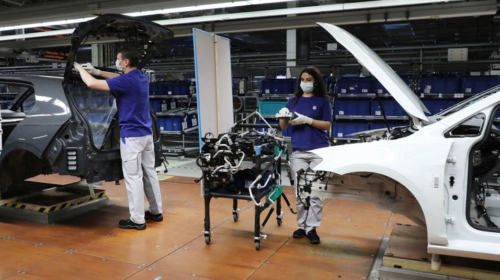 Volkswagen возобновит сборку автомобилей в Калуге с 27 апреля