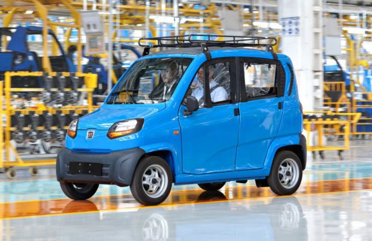 В РФ прекращены продажи самого дешевого автомобиля в мире