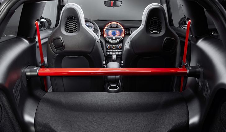 Салон Mini John Cooper Works GP