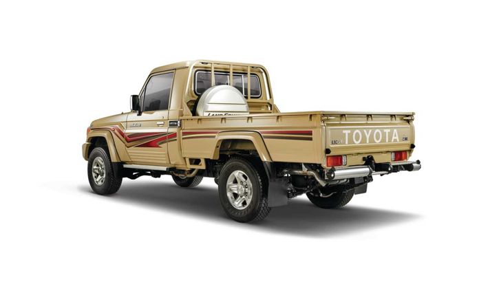 Toyota Land Cruiser 70
