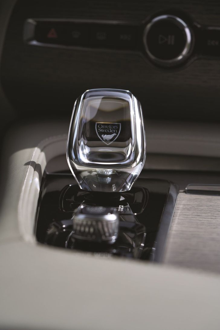 Рукоятка АКП на Volvo