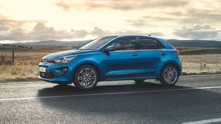 Хэтчбек KIA Rio