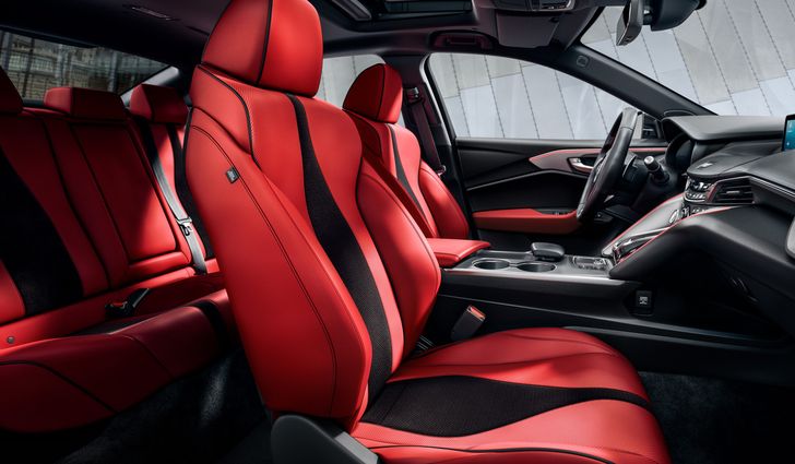Интерьер Acura TLX