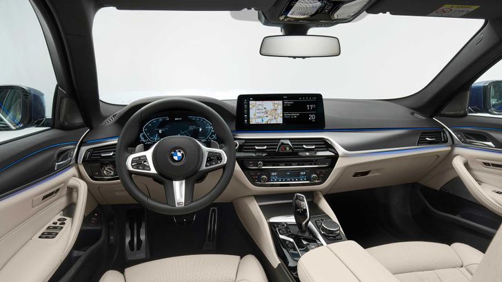 Интерьер BMW 5-Series
