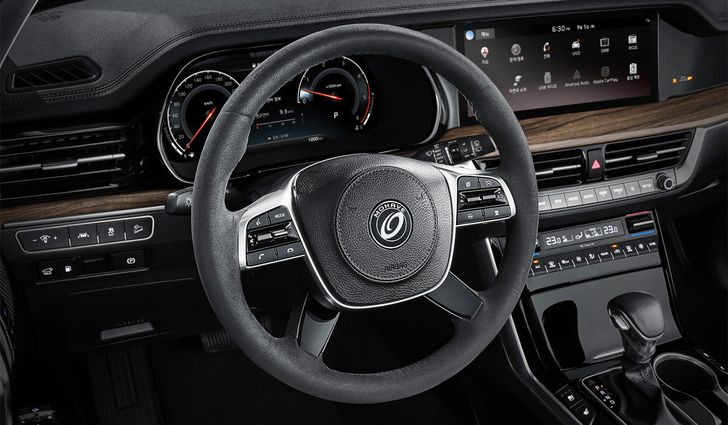 Интерьер KIA Mohave Gravity