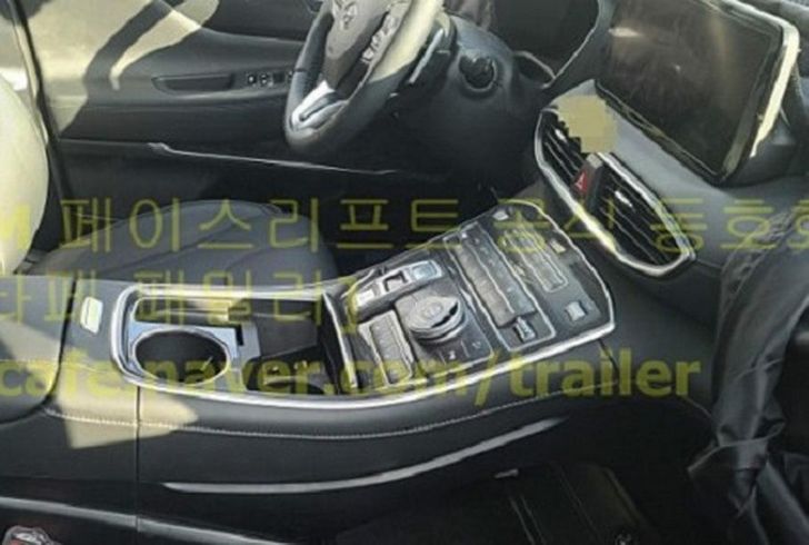 Интерьер обновленного Hyundai Santa Fe