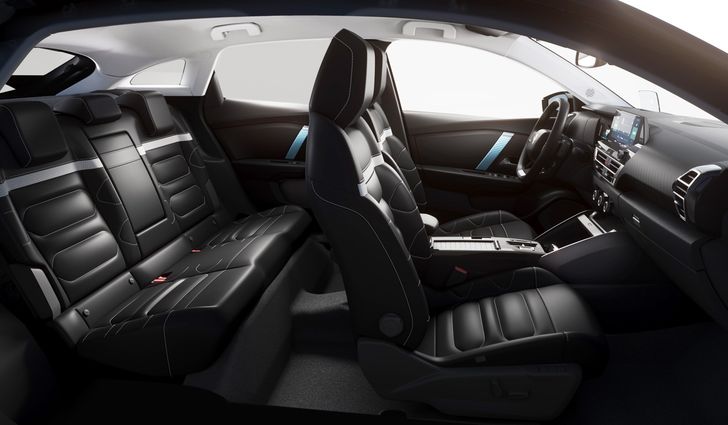 Интерьер Citroen C4