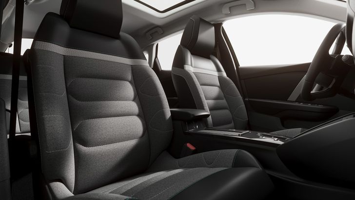 Интерьер Citroen C4