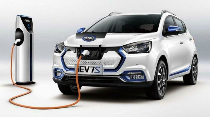 JAC iEV7S