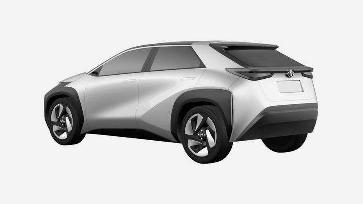 Новый кроссовер Toyota