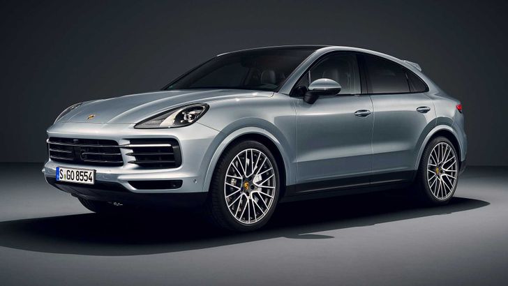 Porsche изменил цены на 4 модели в России