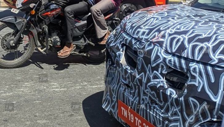 Renault тестирует новый бюджетный кроссовер