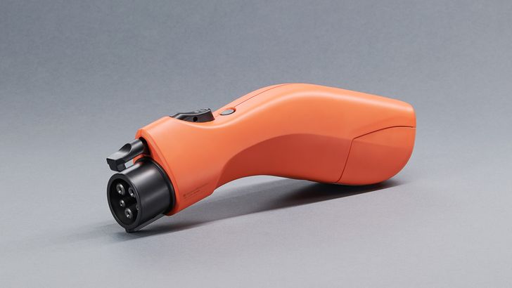 Зарядка Toyota RAV4 PHEV