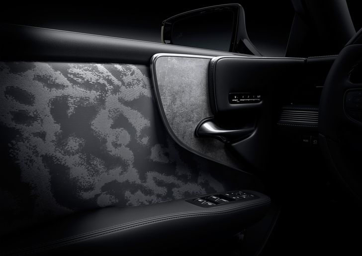 Интерьер Lexus LS