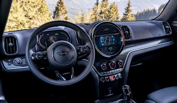 Интерьер MINI Countryman