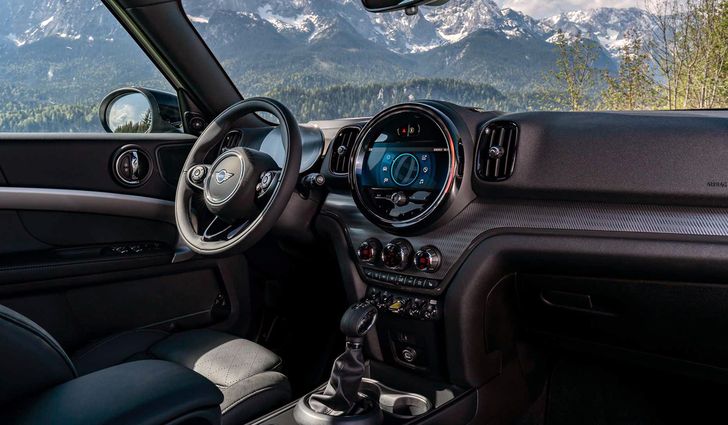 Интерьер MINI Countryman