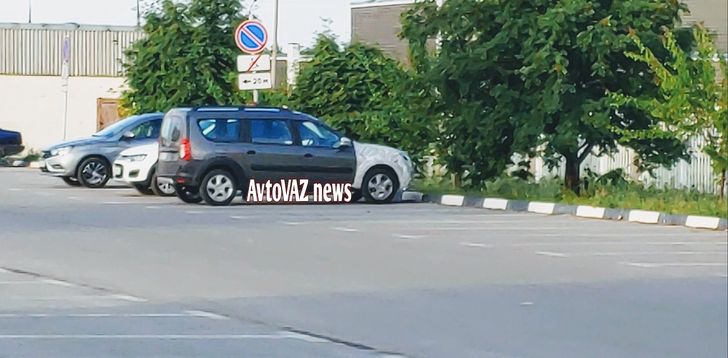 LADA Largus Cross FL