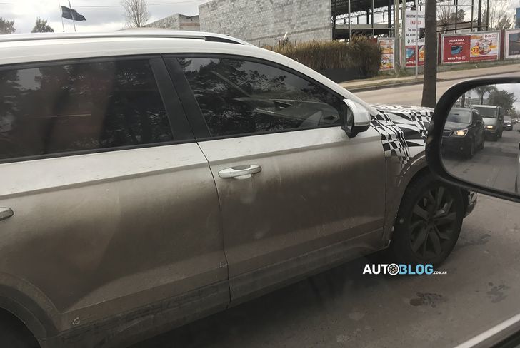 Volkswagen Tarek на тестах