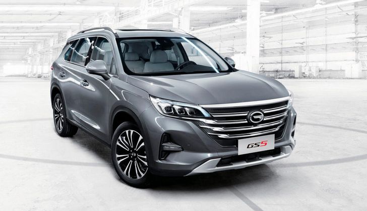 В России появился новый кроссовер GAC GS5