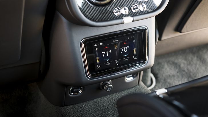 Интерьер Bentley Bentayga Speed