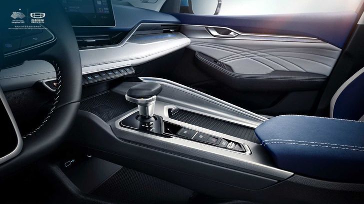 Интерьер Geely Preface