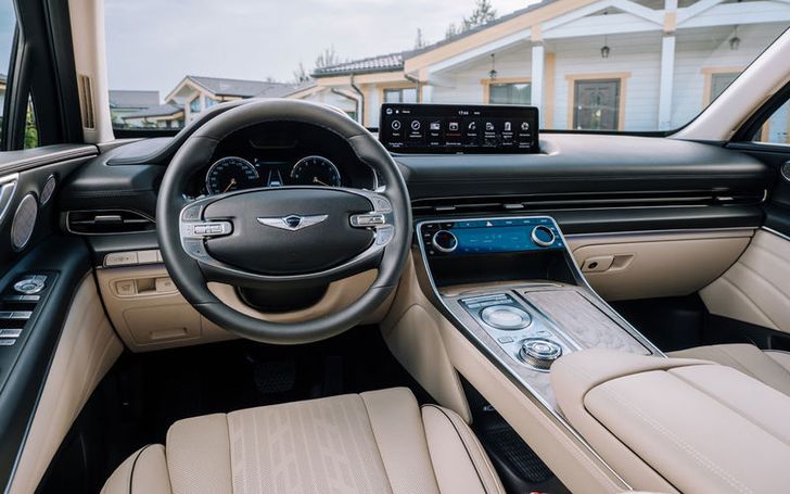 Интерьер Genesis GV80