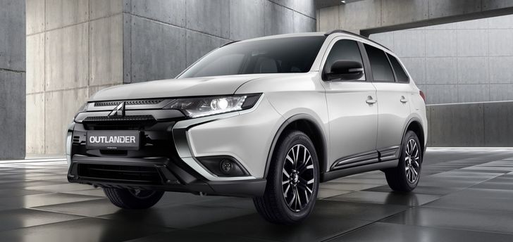 В России Mitsubishi Outlander получит версию Black Edition