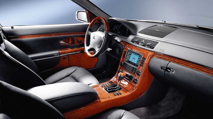 Салон Mercedes-Maybach S62