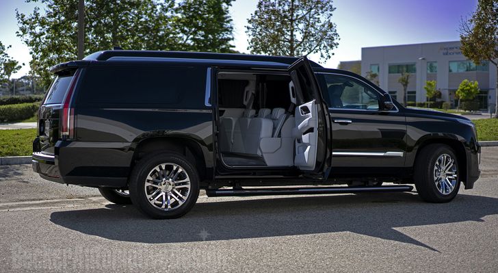 Удлиненный Cadillac Escalade
