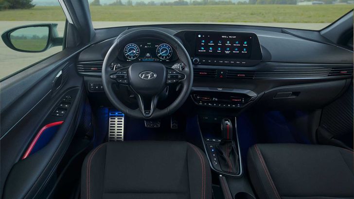 Интерьер Hyundai i20 N Line