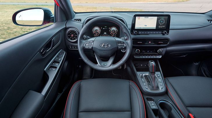 Интерьер Hyundai Kona