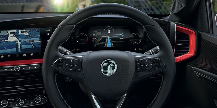 Интерьер Opel Mokka