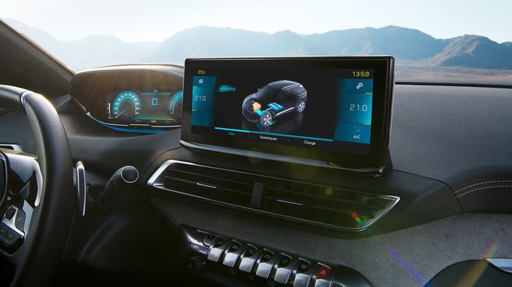 Интерьер Peugeot 3008