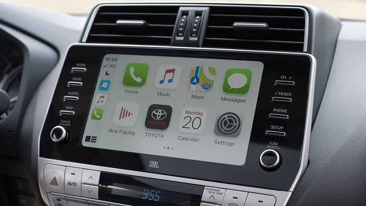 Интерьер Toyota Land Cruiser Prado