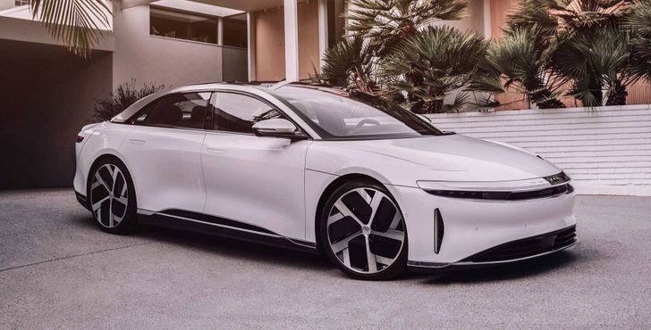 Lucid Motors представил серийный электромобиль Lucid Air