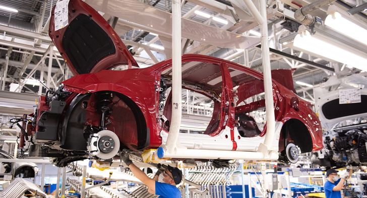 Украинский автозавод ЗАЗ начнет производить российские Kia Rio и Rio X