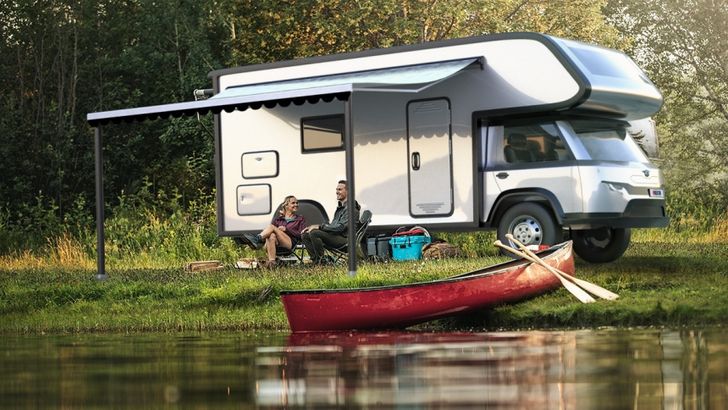 Автодизайнер Шторм сделал из «Буханки» роскошный дом на колесах