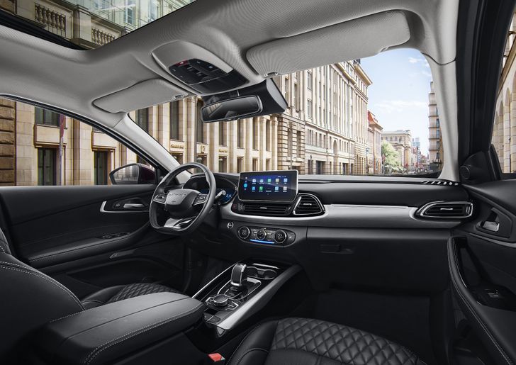 Интерьер CheryExeed TXL