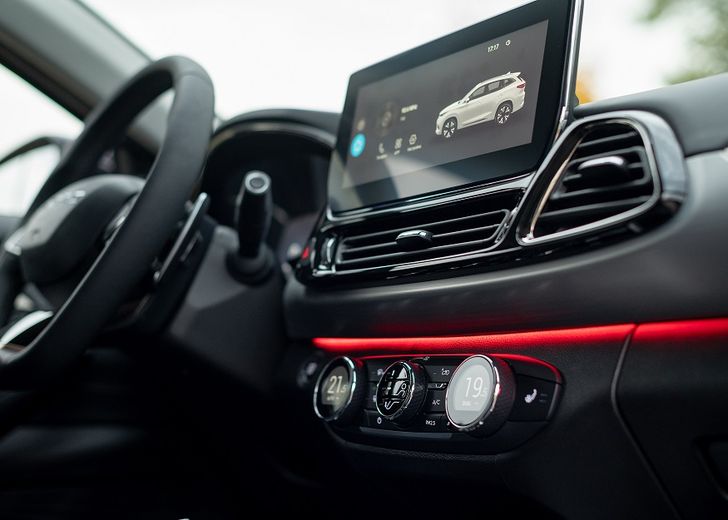 Интерьер CheryExeed TXL